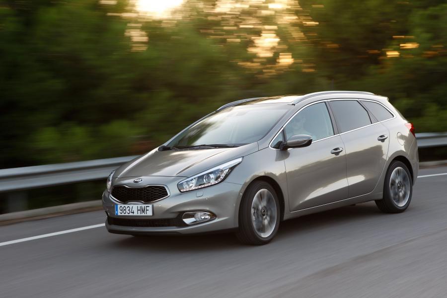  Kia cee&rsquo;d Station Wagon 2012 года  (фото 81 из 89)